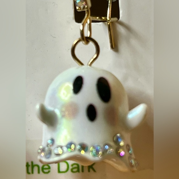 BETSEY JOHNSON HALLOWEEN GHOST EARRINGS - Picture 6 of 7